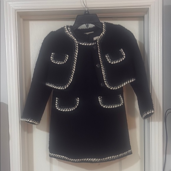 Elegant Black Kids Dress with White Trim - Picture 3 of 3